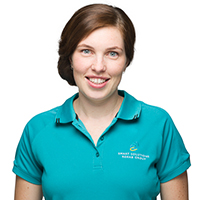 Headshot of physiotherapist Georgia